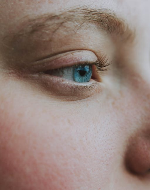 4 Tips for Fixing Droopy Eyelids