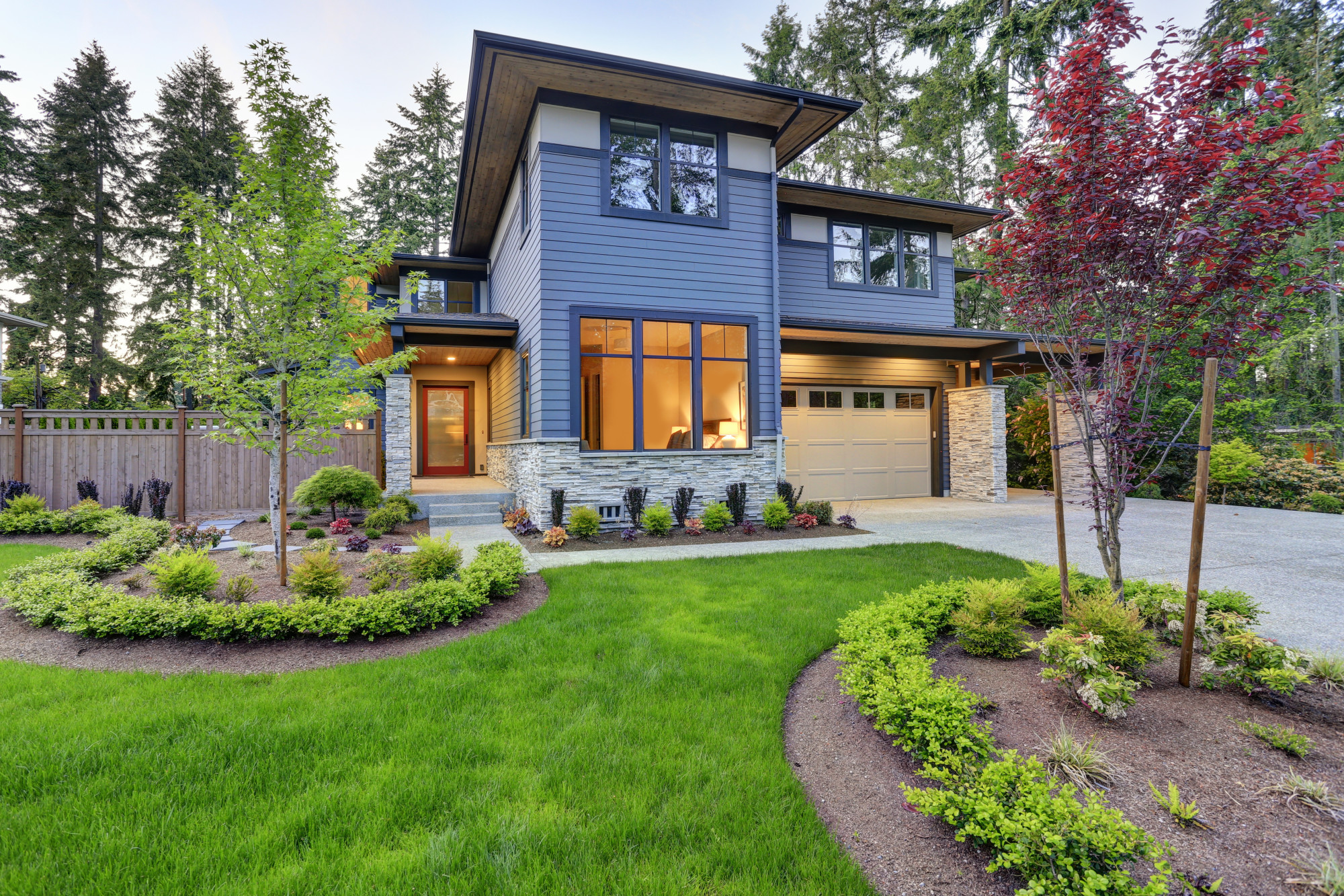 How to Increase Curb Appeal: 5 Tips for Homeowners