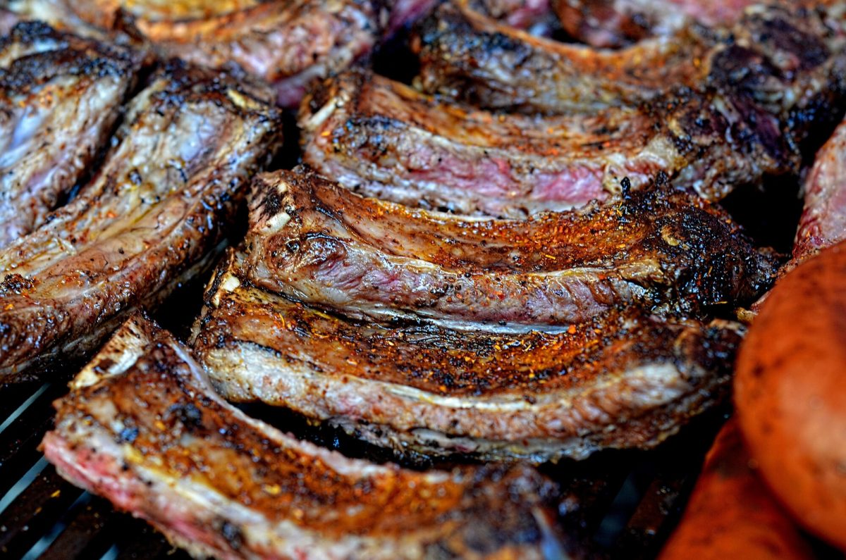 Calling All Meat Lovers! Here are the Best Meats To Smoke