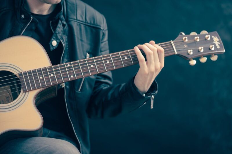 Tips On How To Improve Your Guitar Skills