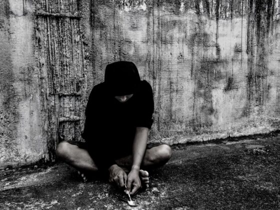 Help and Hope on the Way: 5 Signs of Drug Addiction You Can’t Ignore