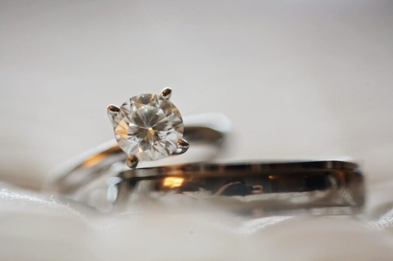 Do Diamonds Tend to Fall out of Halo Rings?