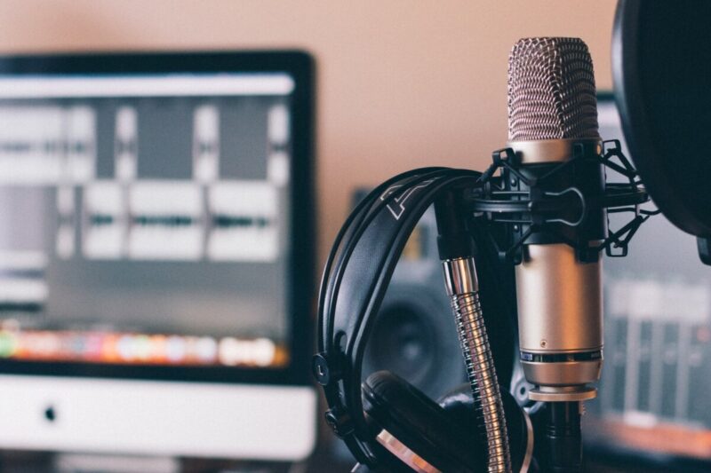Voiceover Casting: Choosing a Great Voice for Your Videos